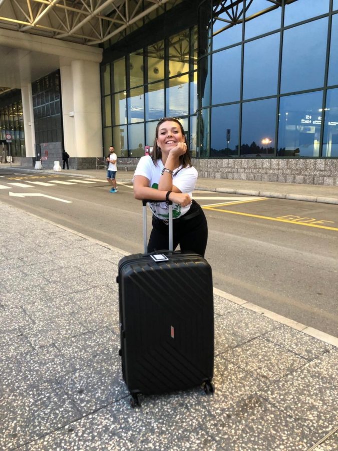 Senior Ginevra Adamei poses at the Milan, Italy airport before flying to Phoenix, Arizona for her exchange program at Imagine Prep Surprise.